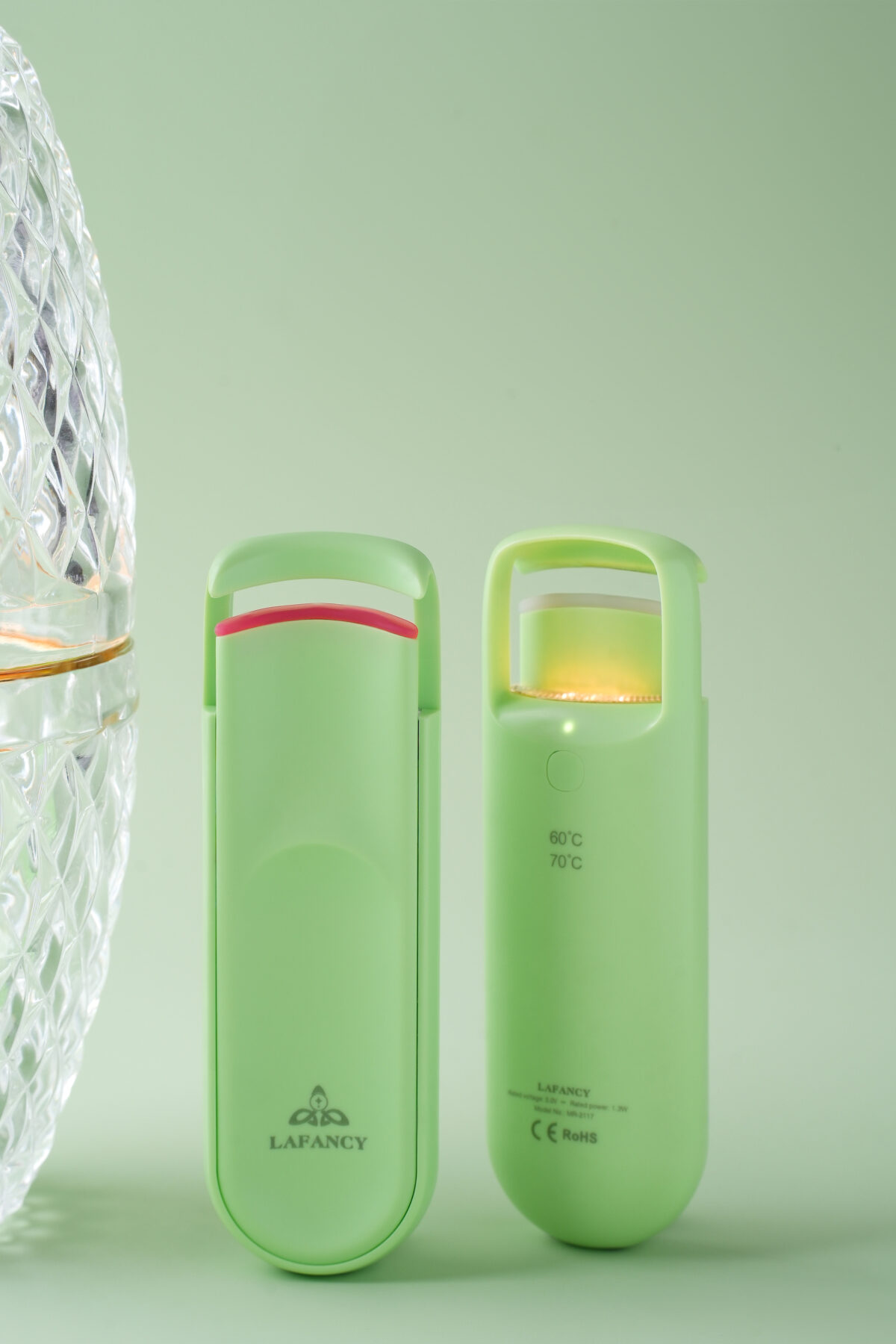 lafancy-premium-heated-eyelash-curler-4